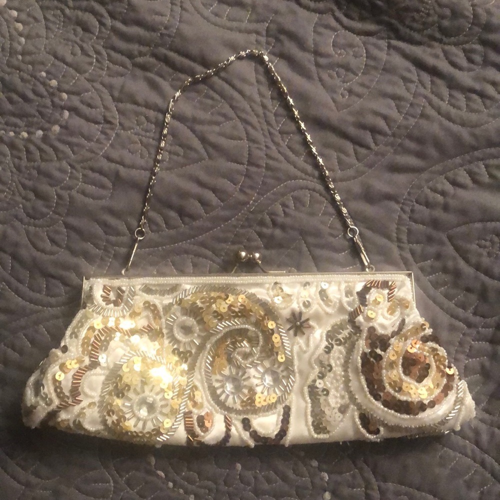 Gorgeous beaded evening purse
